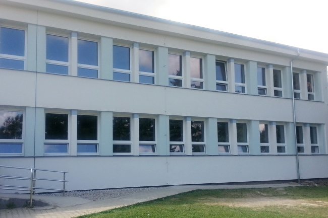 Pohled na budovu na konci prÃ¡zdnin