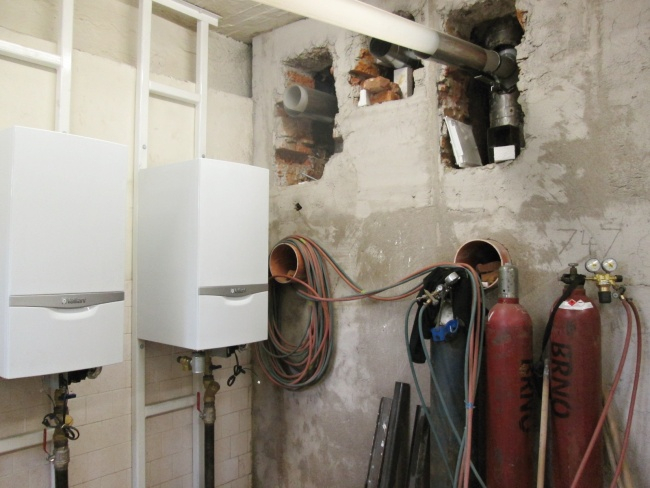 Rekonstrukce kotelen, topného systému, výměna radiátorů a ventilů