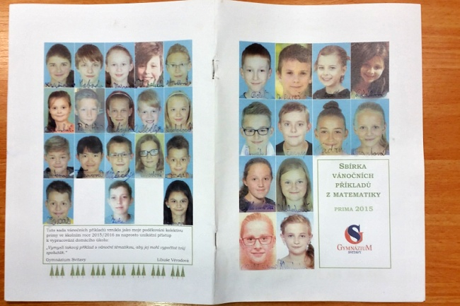 Na pÅ™ebalu jsou vyfotografovÃ¡nÃ­ vÅ¡ichni autoÅ™i. 
