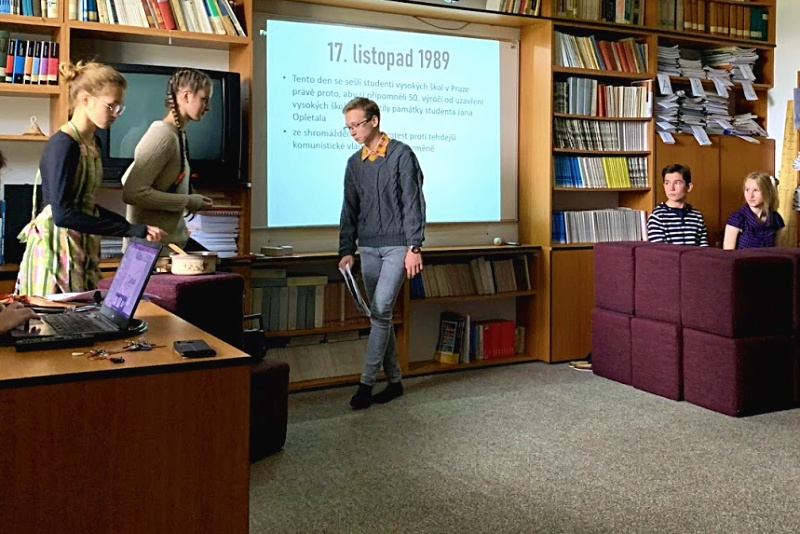 KomponovanÃ½ poÅ™ad k vÃ½roÄÃ­ 17. listopadu 1989