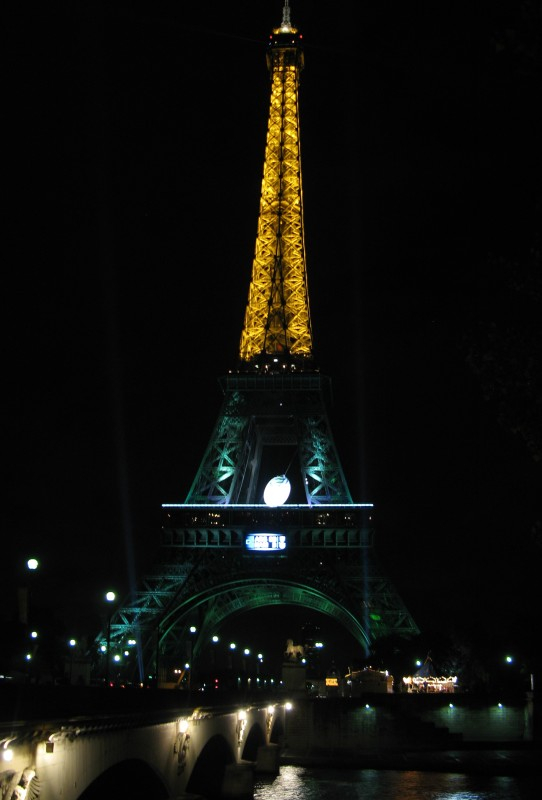 Noční Eiffelovka