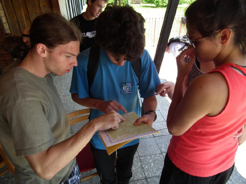 A uÅ¾ je tu oÄekÃ¡vanÃ½ velkÃ½ orientaÄnÃ­ zÃ¡vod.